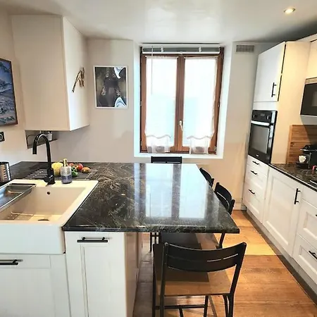 Townhouse Proche De Paris Chaville